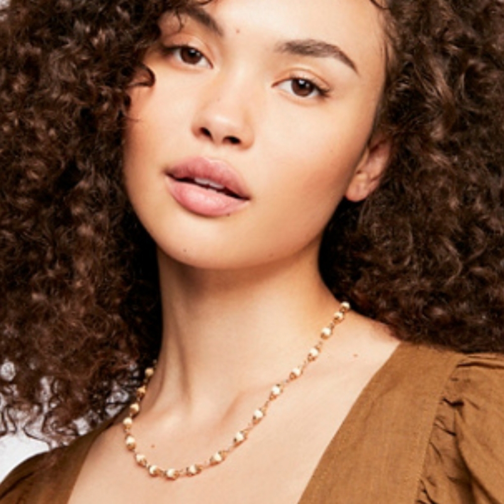 Glimmer Stone Necklace